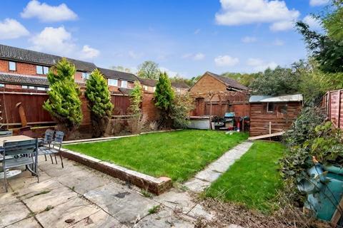 undefined, 6 Worcester Way, Daventry, NN11 4TY