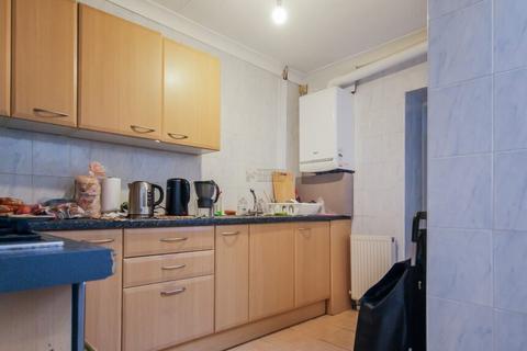 3 bedroom terraced house to rent, Tiverton Road, Birmingham B29