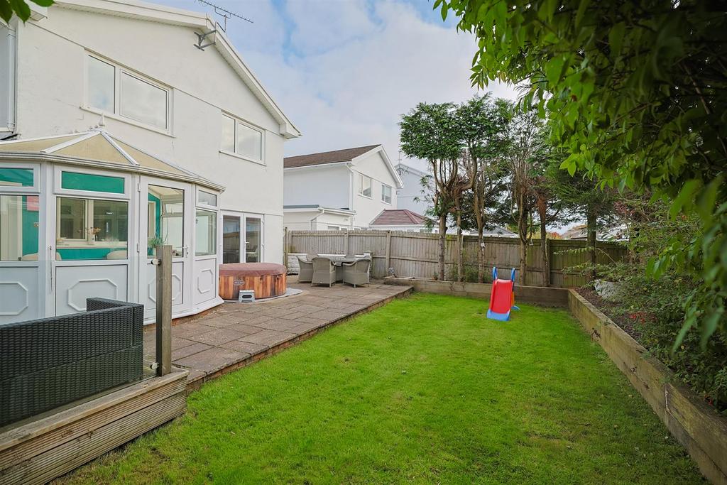 23 St Andrews Close - Web (36 of 40).jpg