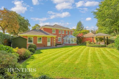 4 bedroom detached house for sale, Carriage Drive Littleborough, OL15 9LE