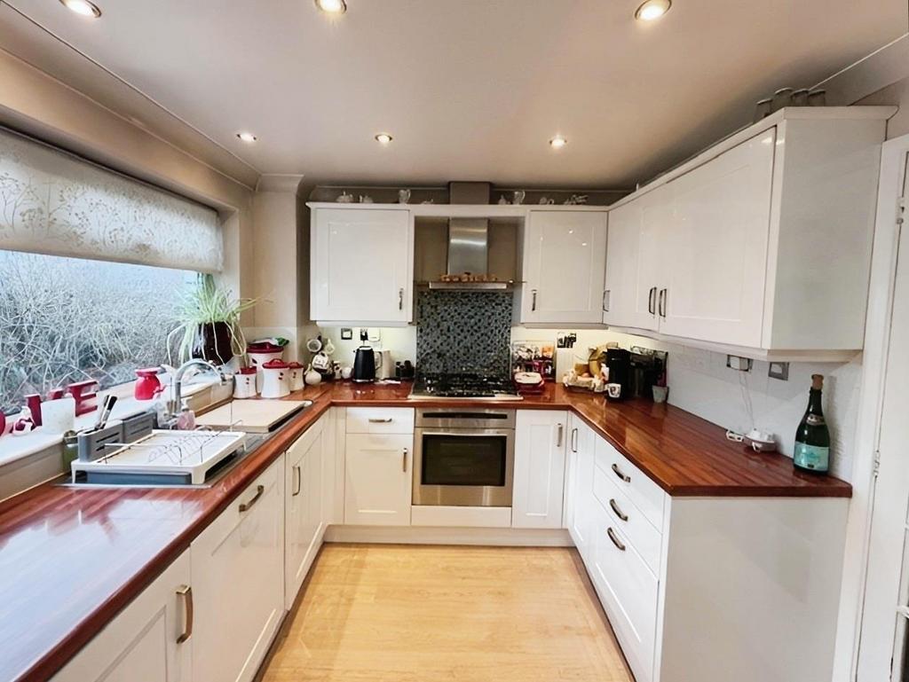 49d8259d-Kitchen 202.jpg