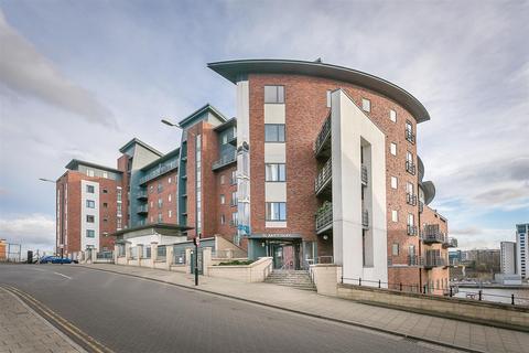 undefined, St Anns Quay, Quayside, Newcastle upon Tyne