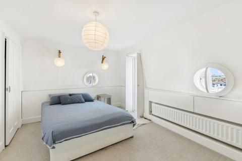 2 bedroom flat for sale, Redcliffe Square, Chelsea, London, SW10