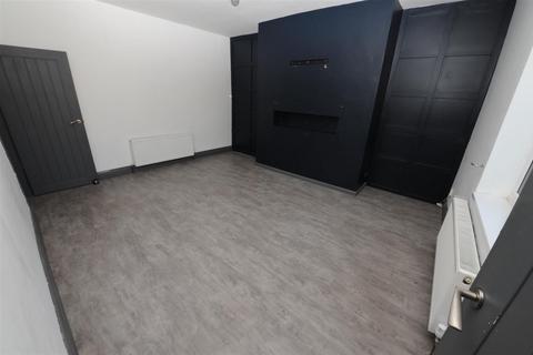 4 bedroom detached house for sale, Crag Hill Road, Thackley, Bradford