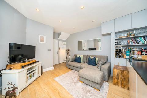 2 bedroom maisonette for sale, Sellincourt Road, London SW17