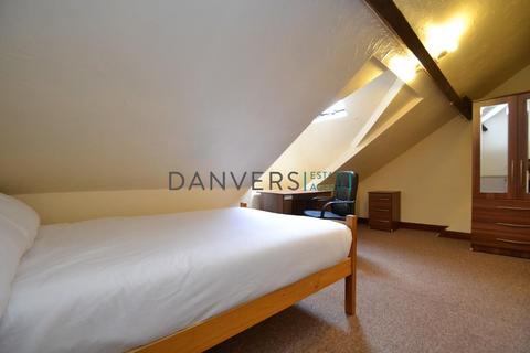 7 bedroom terraced house to rent, Stretton Road, Leicester LE3
