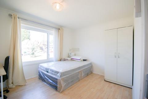2 bedroom terraced house to rent, Leasow Drive, Birmingham B15