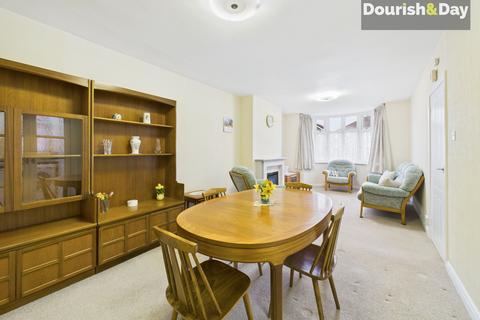 3 bedroom semi-detached house for sale, Woodlands Road, Stafford ST16