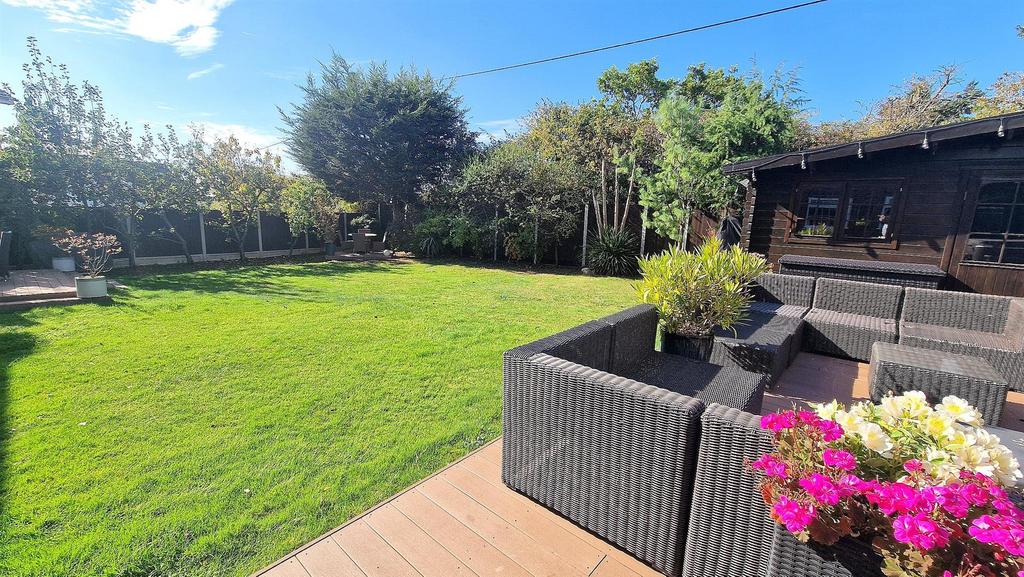 GARDEN 3 - GOOD.jpg