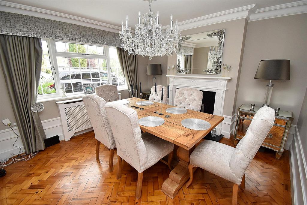 Dining room.jpg