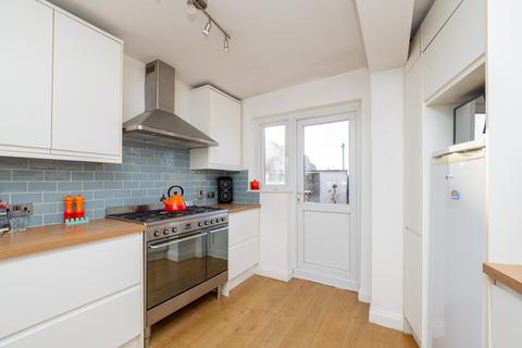 4 bedroom semi-detached house for sale, Gander Green Lane, Sutton SM1