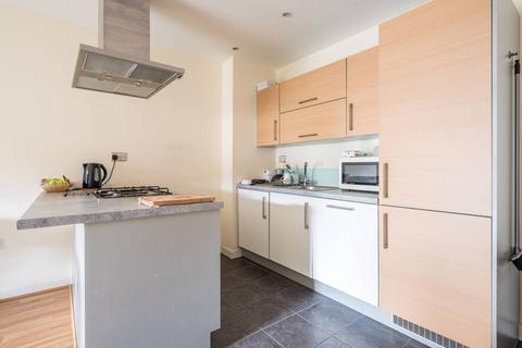 2 bedroom flat for sale, 215 Devons Road, London E3