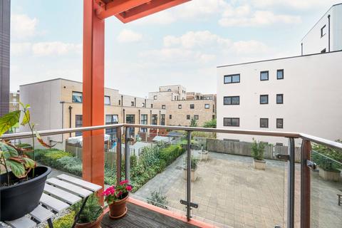 2 bedroom flat for sale, 215 Devons Road, London E3