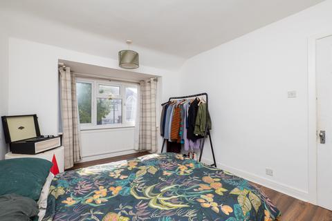 40 Tonfield Road, Sutton, SM3 9JP