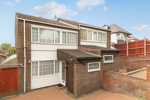 undefined, Pollards Hill South, Norbury, London, SW16