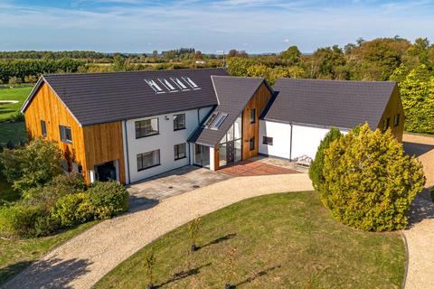 5 bedroom detached house for sale, Crowbrook Road, Princes Risborough HP27