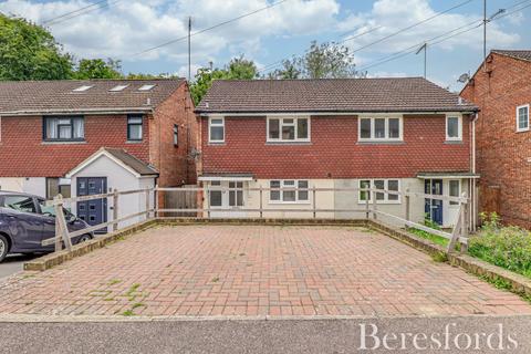 3 bedroom semi-detached house for sale, Firsgrove Crescent, Warley, CM14