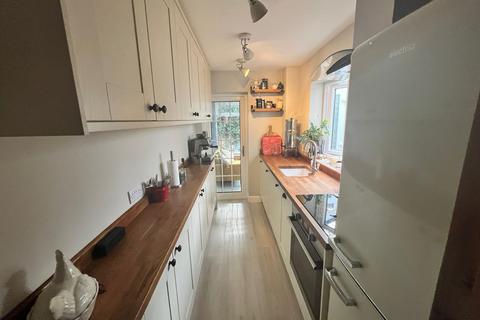 2 bedroom cottage for sale, Toad Hall, , Mount Pleasant, Stoke Goldington, Milton Keynes, MK LL, Newport Pagnell