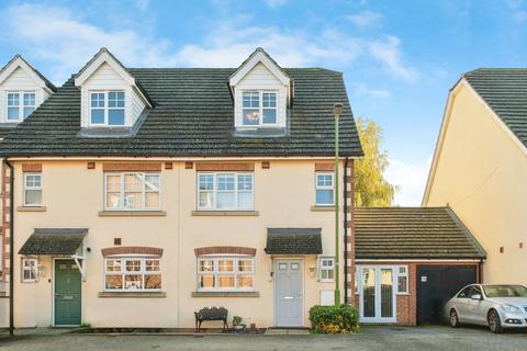 4 bedroom townhouse for sale, Borehamwood WD6
