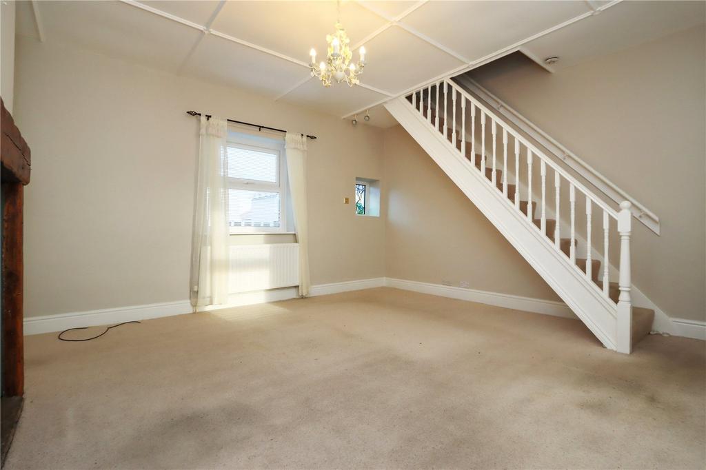 Living Room Pic 3