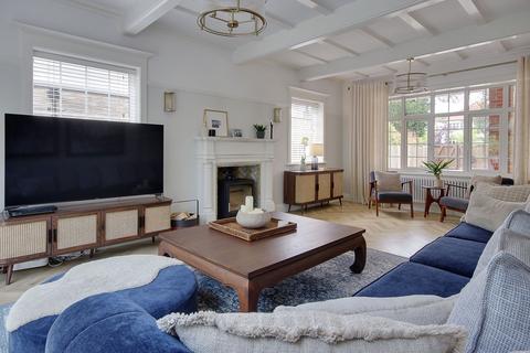 5 bedroom detached house for sale, Canford Cliffs Road, Poole BH13