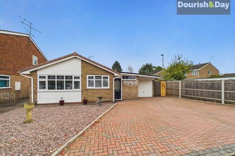 2 bedroom detached bungalow for sale, Inglemere Drive, Stafford ST17