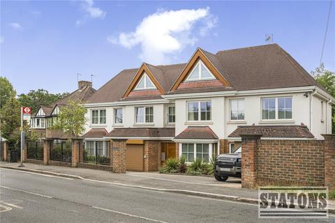 undefined, Totteridge Lane, London, N20
