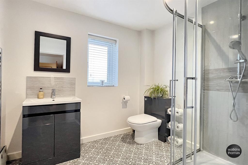 Ensuite