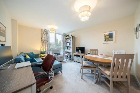 2 bedroom flat for sale, Banning Street, London SE10