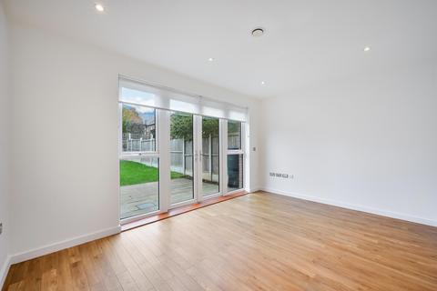 undefined, Reynard Way, TW8