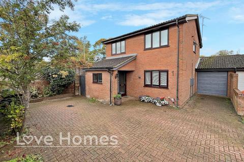 undefined, Mander Close, Toddington