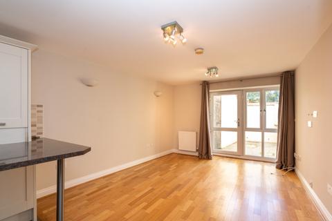 1 bedroom maisonette for sale, 25 - 27 St Johns Road, Hemel Hempstead HP1