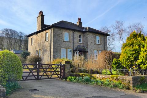 4 bedroom detached house for sale, Marridale, Gayle, DL8 3NX