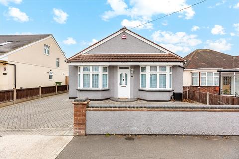 3 bedroom detached bungalow for sale, Fairview Avenue, Rainham, RM13