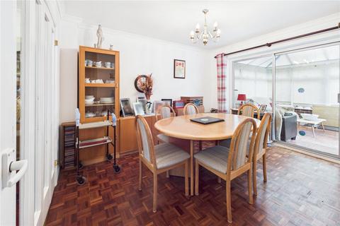 undefined, Millfield, Lambourn, Hungerford, Berkshire, RG17