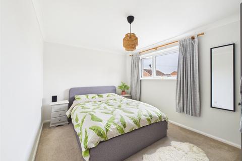 16 Barrow Close, Quedgeley, Gloucester, GL2 4YP