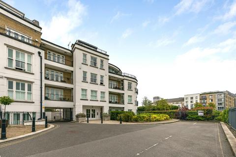3 bedroom flat for sale, Greensward House, Imperial Crescent SW6