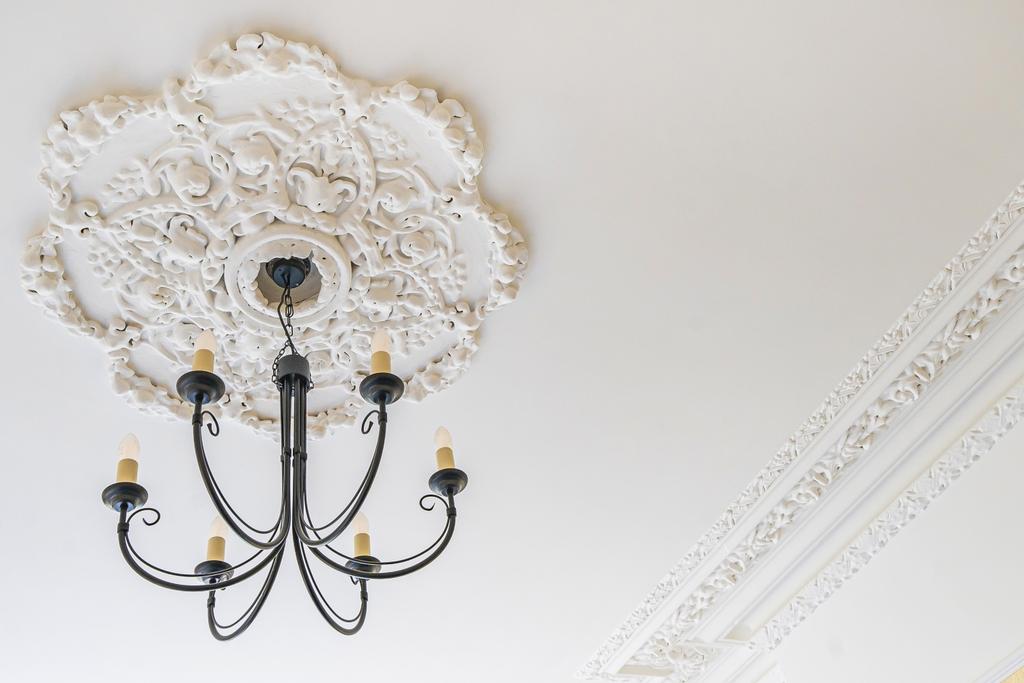 Ceiling rose