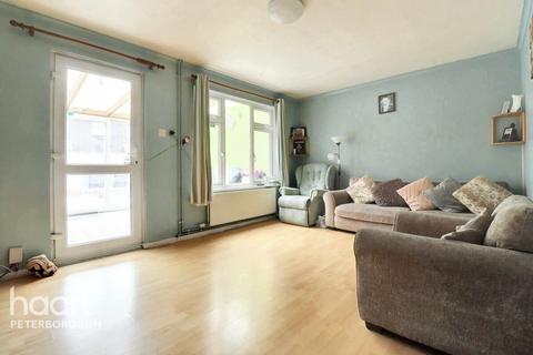 3 bedroom terraced house for sale, Stagsden, Orton Goldhay