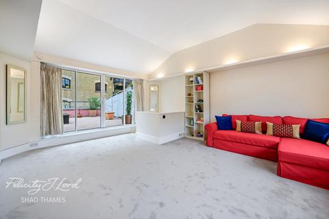 3 bedroom apartment for sale, Compass Court, Shad Thames, SE1