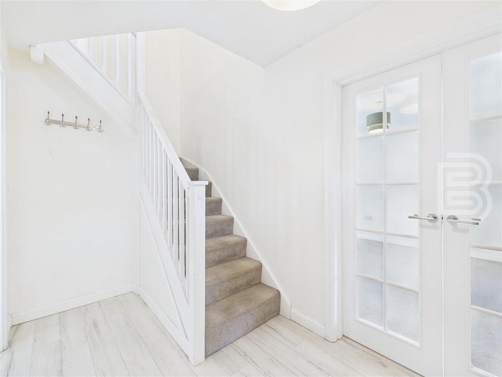 CAM05587 G0-PR0054-STILL009.jpg