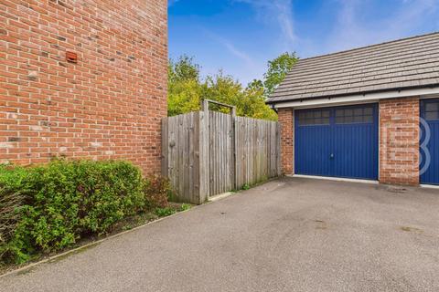 4 bedroom detached house for sale, Elder Avenue, Rugby CV21