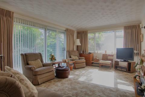 3 bedroom detached bungalow for sale, North Baddesley, Southampton