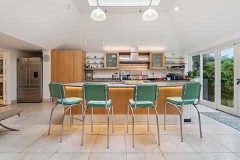 6 bedroom detached house for sale, North Road, Chesham Bois, Amersham
