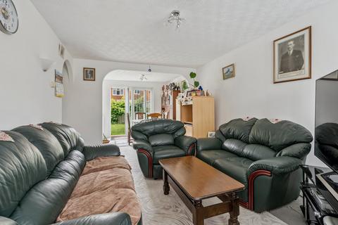 undefined, Elgar Drive, Shefford, SG17