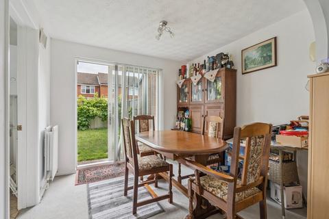 undefined, Elgar Drive, Shefford, SG17