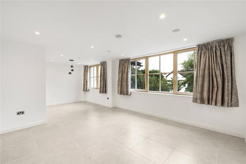undefined, Totteridge Lane, London, N20