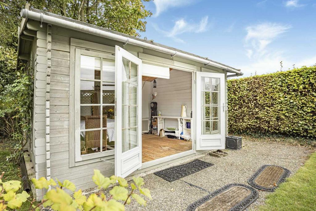 Summer house