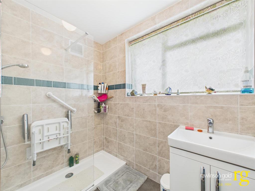 CAM02900 G0-PR0289-STILL008.jpg