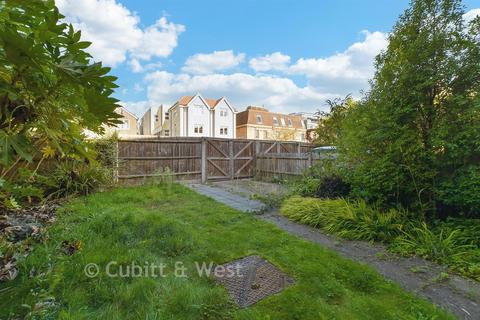 undefined, Denne Parade, Horsham, West Sussex